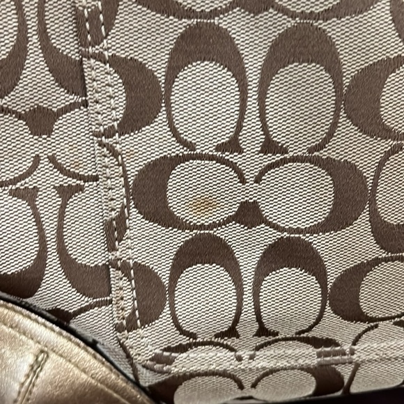 Coach shoulder purse - Picture 7 of 13